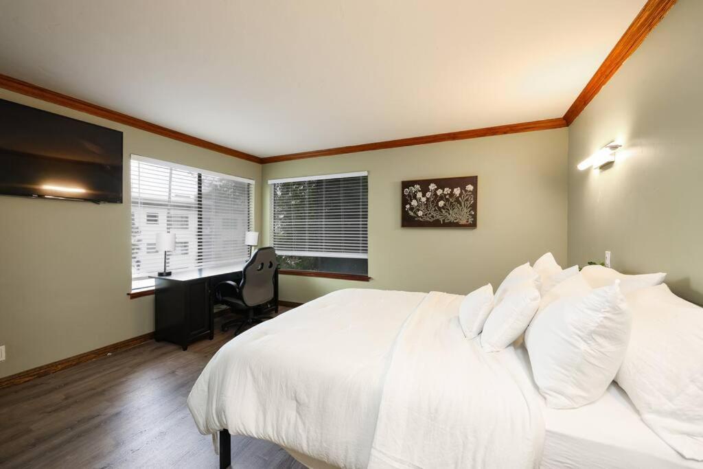 Chic Condo Steps From Petco Park San Diego Extérieur photo